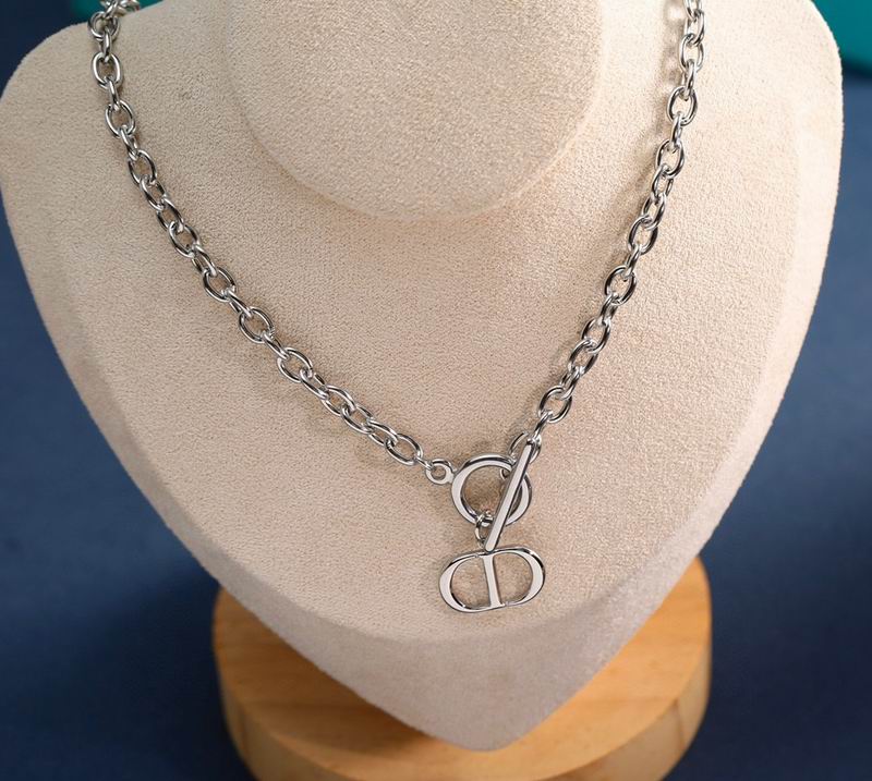 Dior Necklace 04lyr236